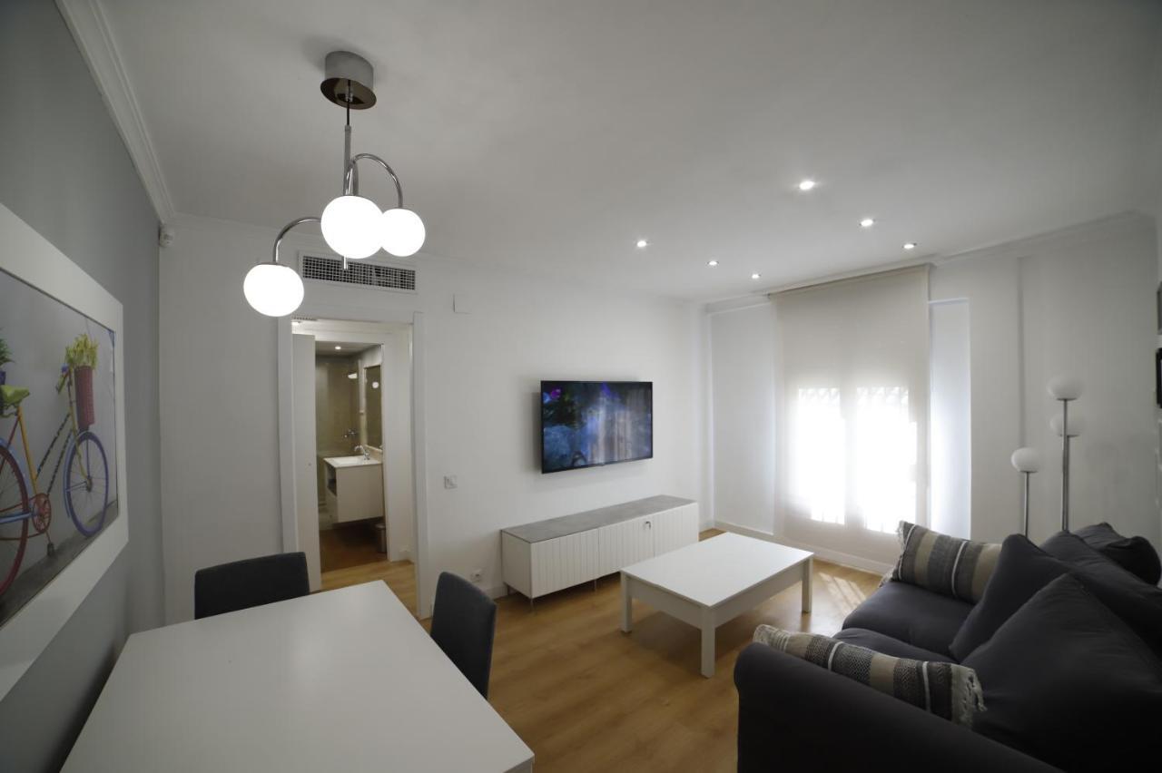 Apartamento En San Basilio Junto A Torre De Belen Kordoba Bagian luar foto